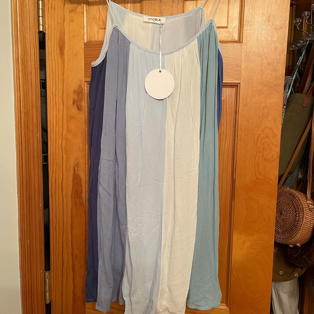 NWT red dress boutique blue dress size small